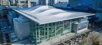 Fun Downtown Penthouse #3 | Vintage +balcony&gym