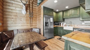 小屋, 山景 | 私人廚房 | 電熱水壺、多士爐