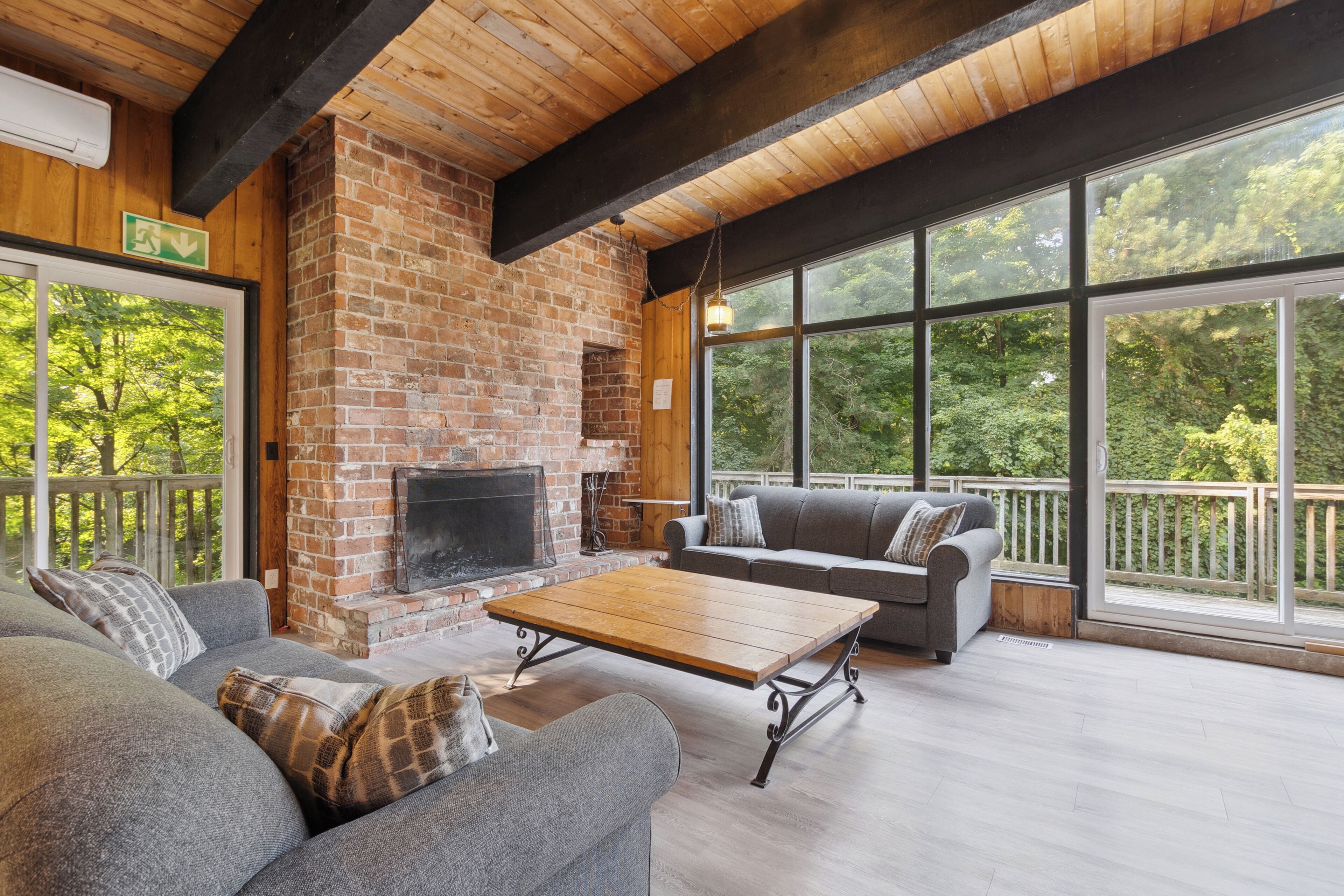 经典木屋, 阳台 | 起居区