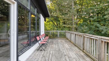 Classic Chalet, Balcony | Terrace/patio