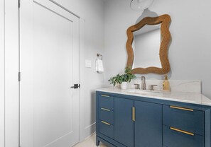 House, Multiple Beds (Stone Point Overlook) | Interior - Stone Point Overlook (Mooresville)