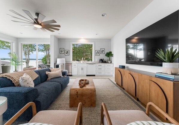 House, Multiple Beds (Stone Point Overlook) | Living area - Stone Point Overlook (Mooresville)