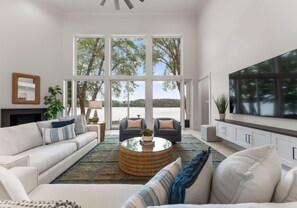 Talo, useita sänkyjä (Stone Point Overlook) | Oleskelualue