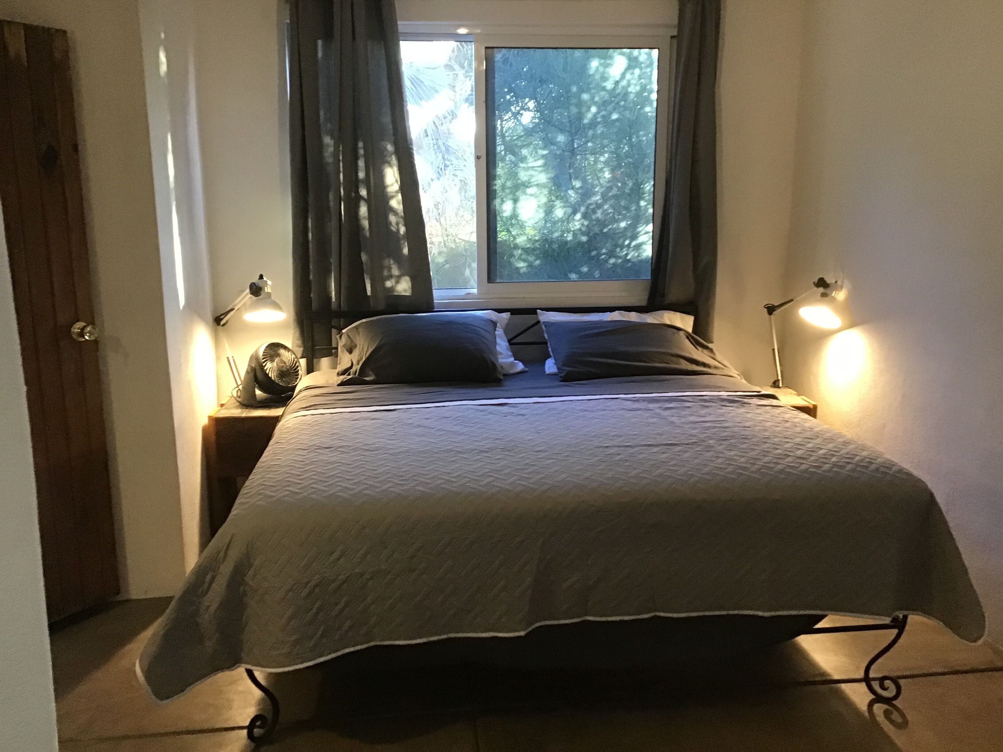 1 غرفة نوم وملاءات أسرّة