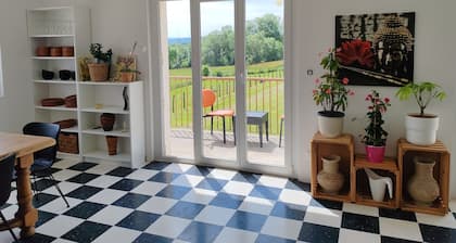Room with magnificent view - Breakfast included. Table d'hôte on request