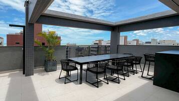 Basic Studio | Outdoor dining