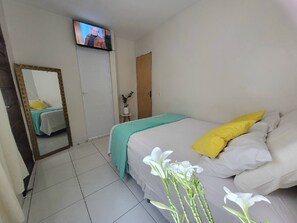 1 bedroom, iron/ironing board, WiFi, bed sheets