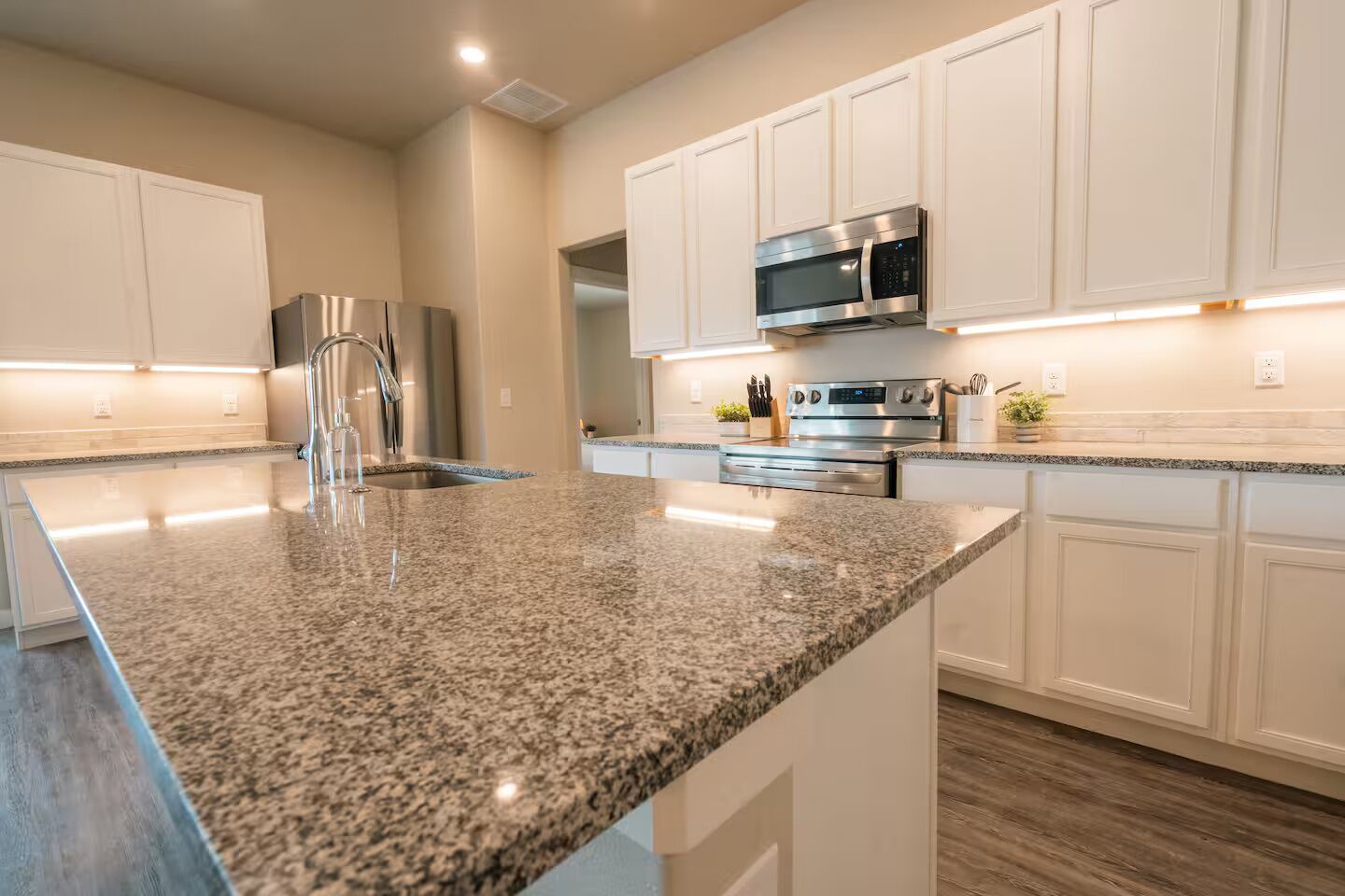 Microwave, oven, dishwasher