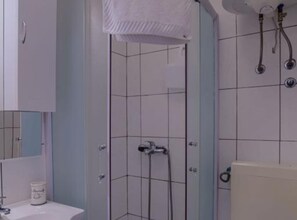 Shower, towels - Sunset Tides Apartments/Terrace& SeaView- 1Bedroom (Korcula)