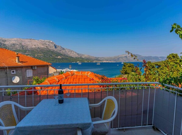 Outdoor dining - Sunset Tides Apartments/Terrace& SeaView- 2Bedroom (Korcula)