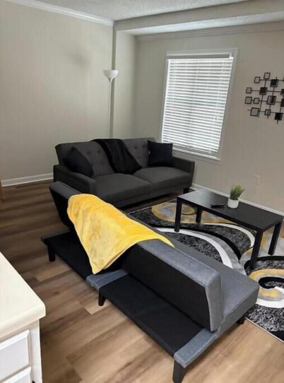 Downtown Getaway/Free Parking
