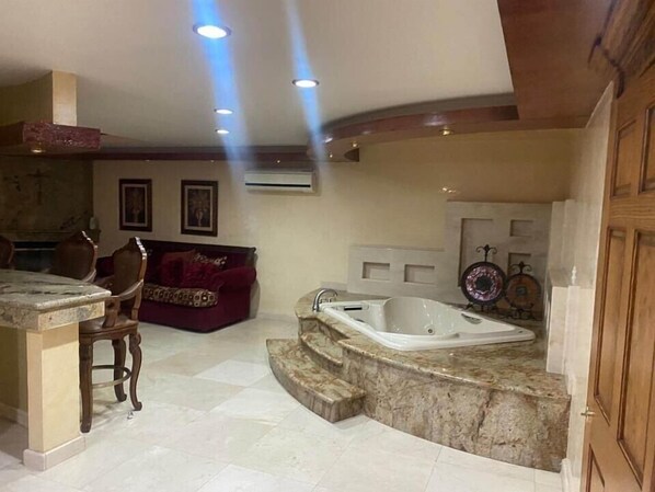 럭셔리 하우스, 시내 전망 | 5 개의 침실, 다리미/다리미판, 무료 WiFi