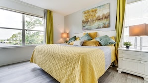 4 bedrooms, iron/ironing board, internet, bed sheets