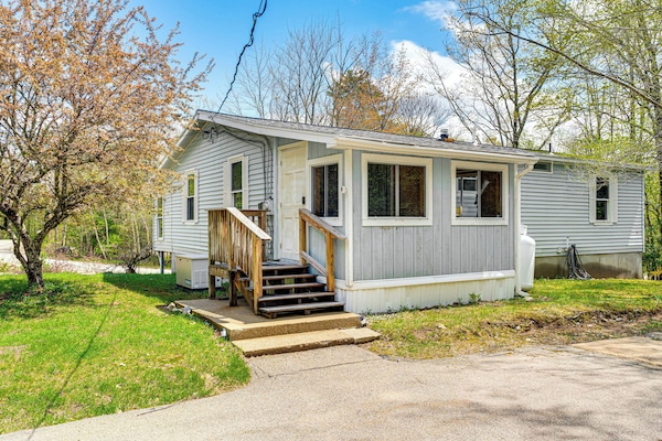 Albany Vacation Rental | 2BR | 2BA | 1,374 Sq Ft | 8 Steps to Enter