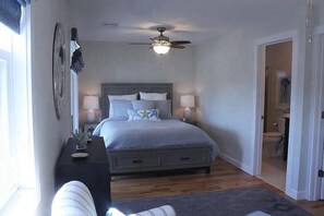 4 bedrooms, WiFi, bed sheets