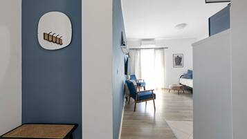 Apartemen (One-Bedroom Apartment With Pool) | Lobi