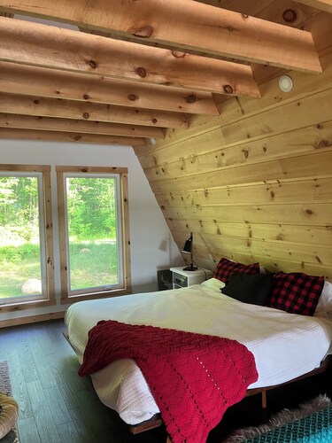 Gorgeous Lakefront A-Frame Cabin!