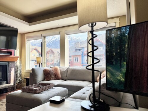 Luxury Resort Condo - Sleeps 6