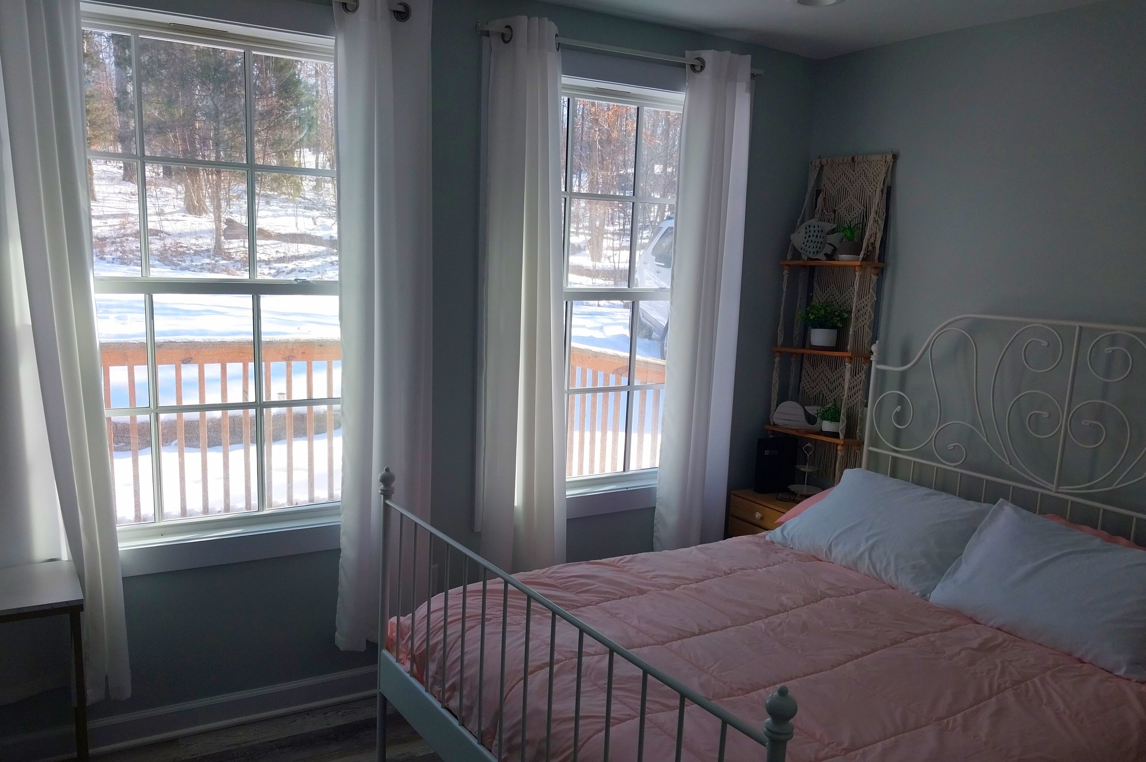 3 makuuhuonetta, työpöytä, silitysrauta/-lauta, ilmainen Wi-Fi