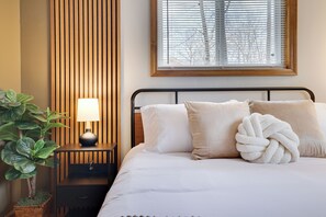 4 Schlafzimmer, Schreibtisch, WLAN, Bettwäsche