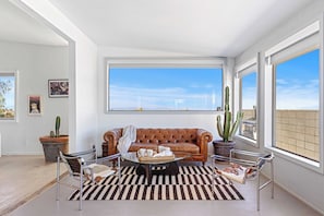 House (5 Bedrooms) | Interior - Sky Ranch Noir Luxe Desert Compound With Pool, Sauna & Stargazing (Joshua Tree)