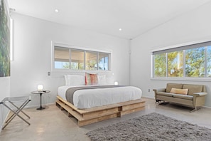 House (5 Bedrooms) | Interior - Sky Ranch Noir Luxe Desert Compound With Pool, Sauna & Stargazing (Joshua Tree)