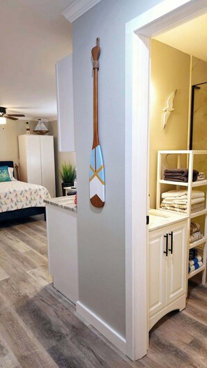 1 bedroom, WiFi, bed sheets