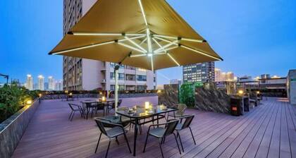 Xi'an Sende Hotel (Chang'an University Wenyi Road Metro Station Branch),