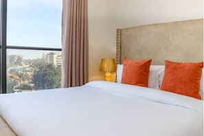 1 bedroom, iron/ironing board, WiFi, bed sheets - Condo with rooftop pool&gym in Westlands (Nairobi)