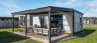Eddyville – Laid-Back Cabin Within Easy Reach of the Beach