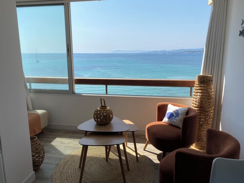 Waterfront studio with enchanting views