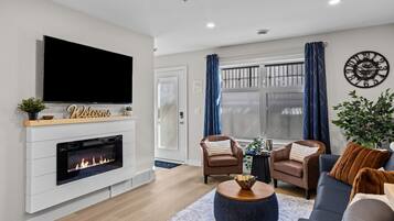 Smart-TV, Kamin