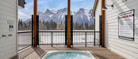 Bain à remous intérieur