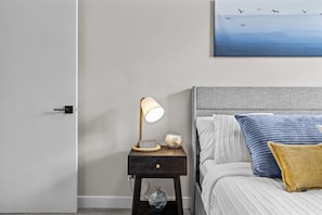 2 slaapkamers, een strijkplank/strijkijzer, reisbedje, gratis wifi