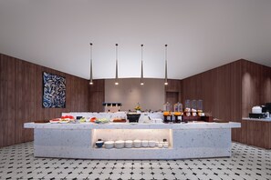Free daily buffet breakfast - Holiday Inn Express Yibin Xuzhou by IHG (Yibin)