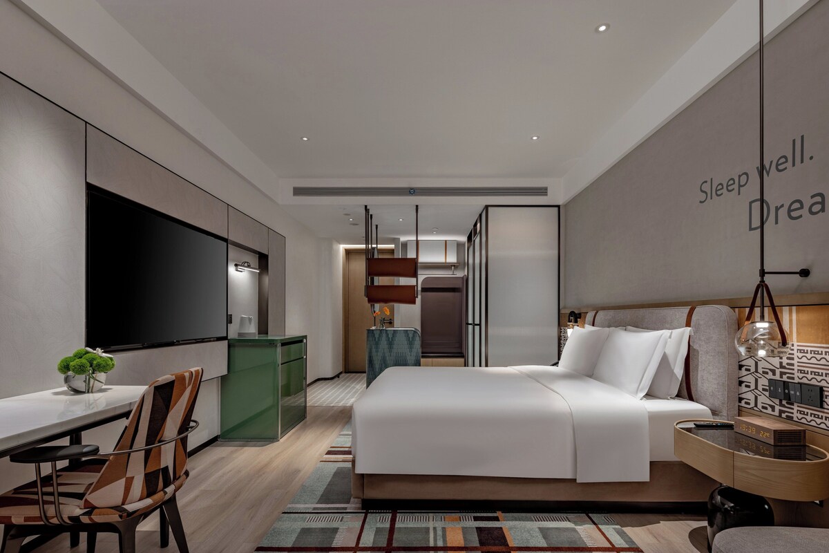 In-room safe, soundproofing, iron/ironing board, WiFi (free)