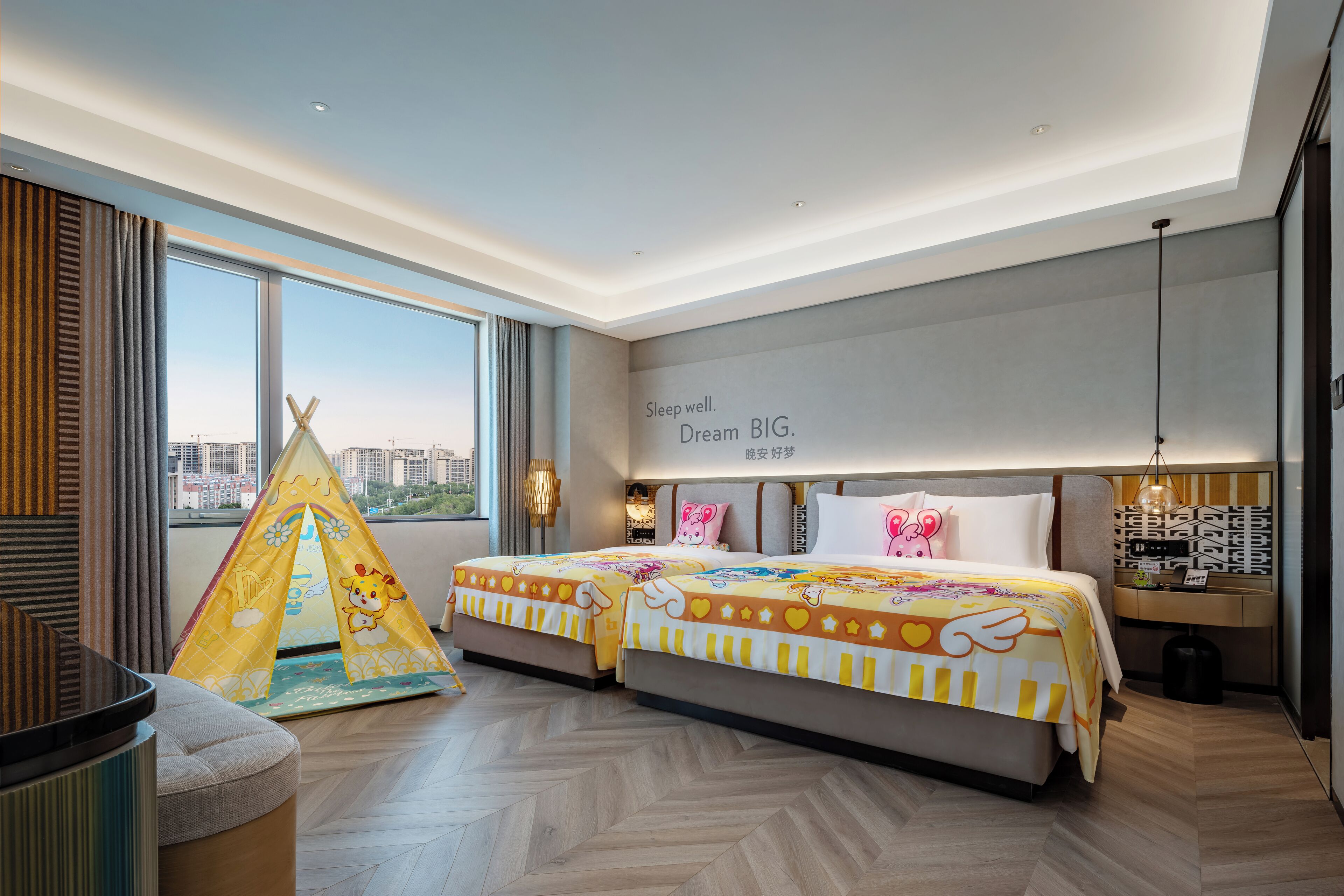 Sviitti, 1 suuri parisänky (Kids Theme)