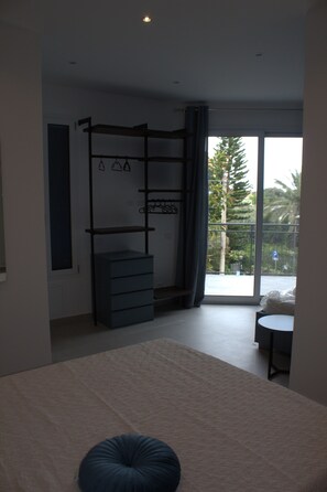 3 Schlafzimmer, Schreibtisch, Reisekinderbett, kostenloses WLAN