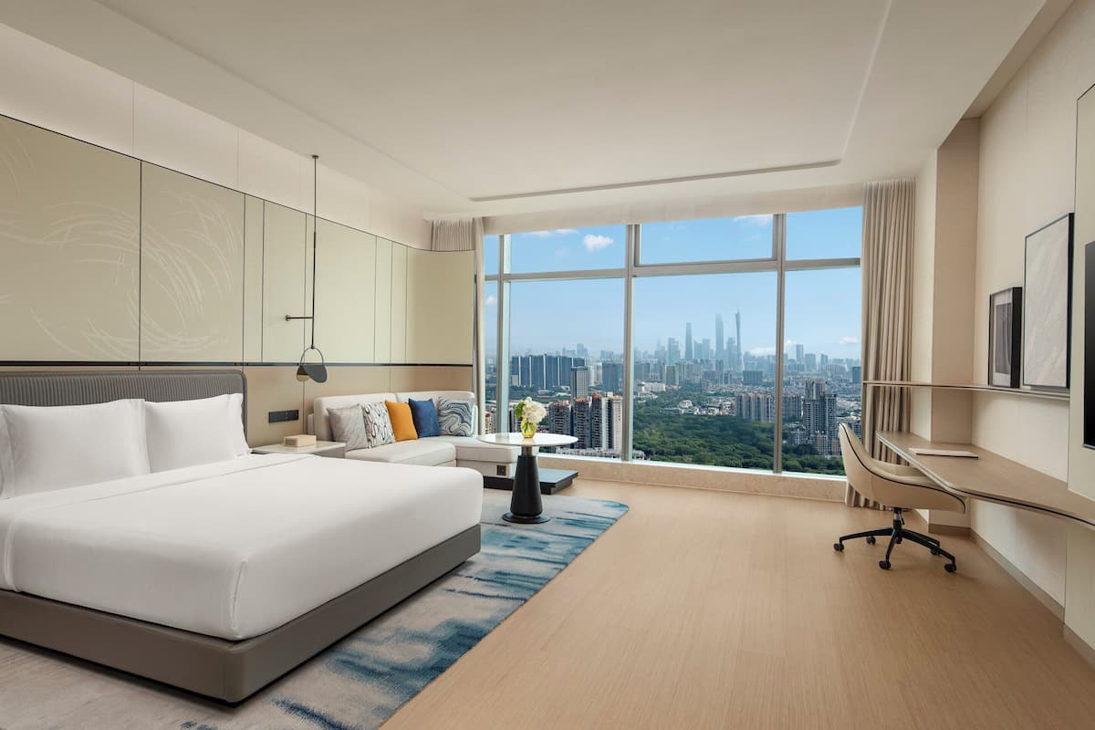 Premium-Zimmer, 1 King-Bett | Daunenbettdecken, Schreibtisch, laptopgeeigneter Arbeitsplatz