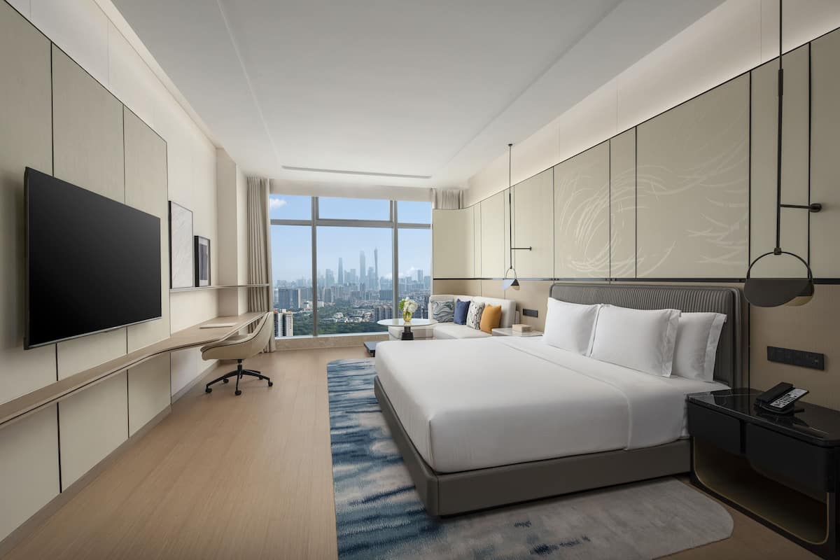 1 King Standard | Down comforters, desk, laptop workspace, blackout drapes