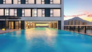 Indoor pool, outdoor pool