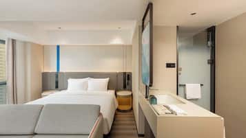 1 King Standard Minifridge | 1 bedroom, down comforters, desk, blackout drapes