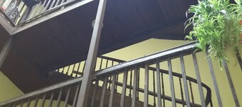 2 steps from the Château - Nice studio