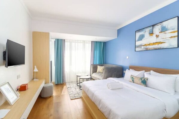Iron/ironing board, free WiFi, bed sheets, wheelchair access