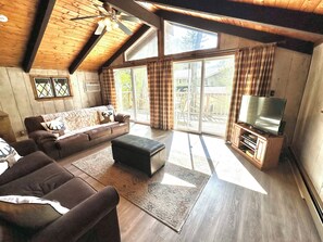 TV connectée, cheminée