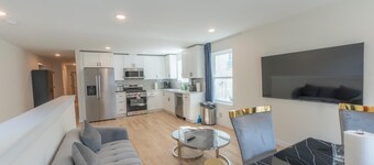 Comfortable 6BR/4BA Home 2 Units in One +Great for Family Trips +Free Parking