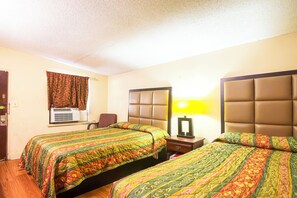 2 Full Bed Smoking | Desk, free WiFi, bed sheets