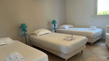 2 chambres, draps fournis