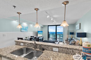 Condo, 1 King Bed with Sofa bed (SunDestin 510) | Interior