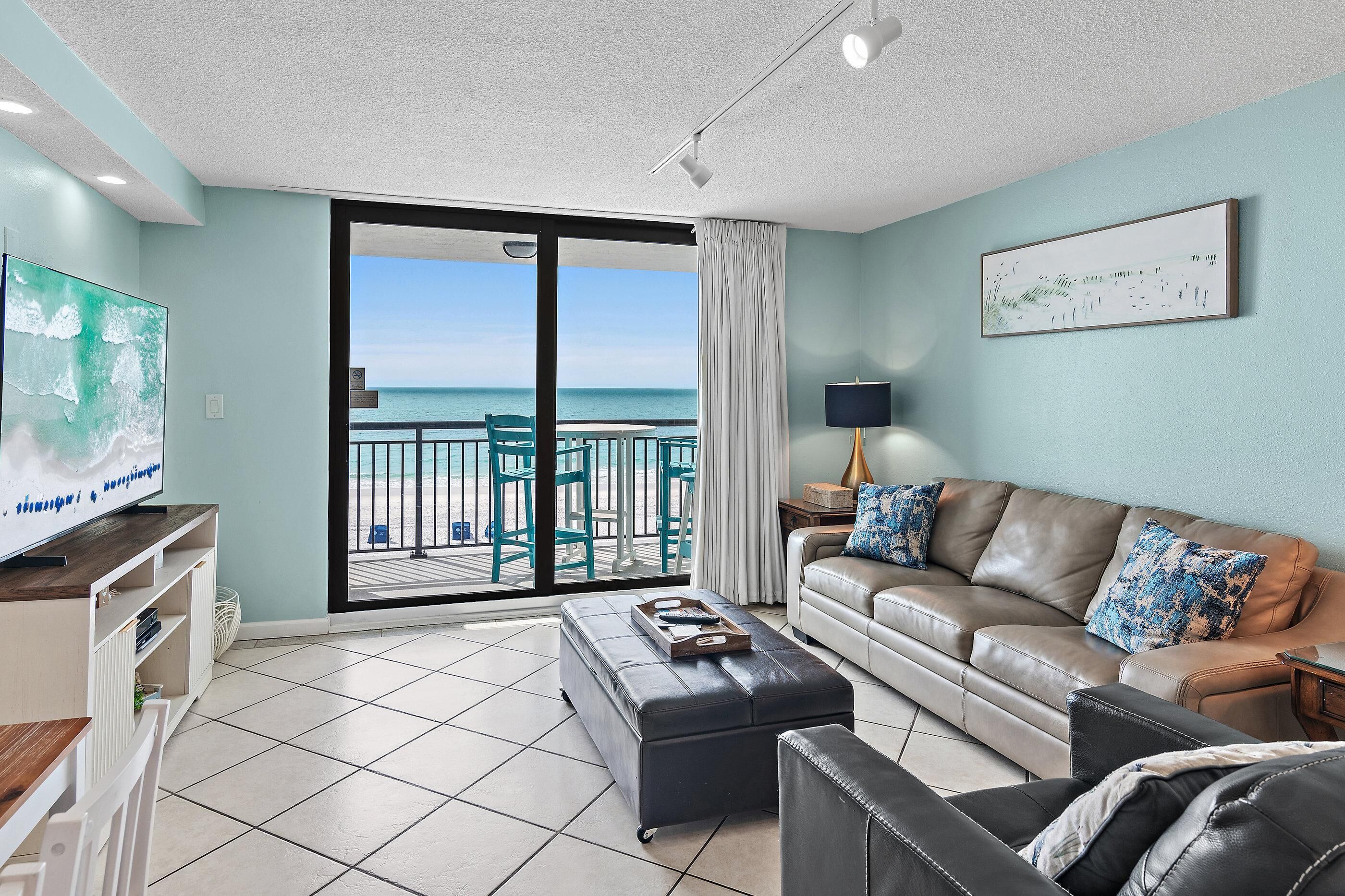 Condo, 1 King Bed with Sofa bed (SunDestin 510) | Living area